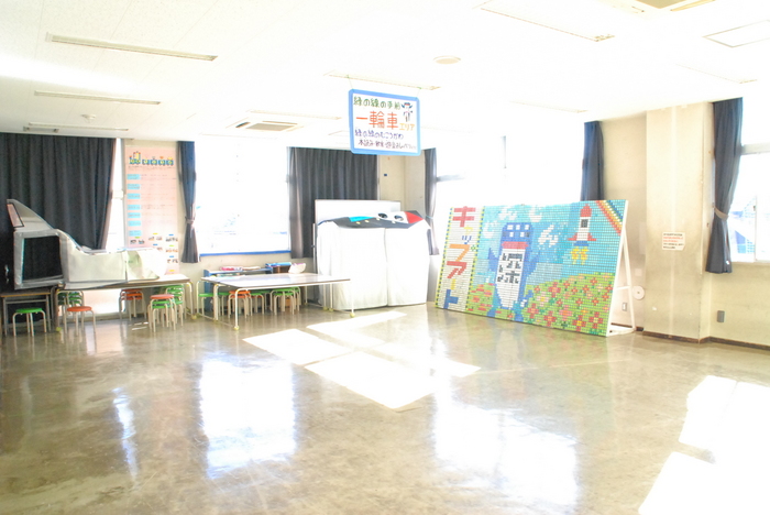 深大寺児童館内の一輪車が使える広い部屋
