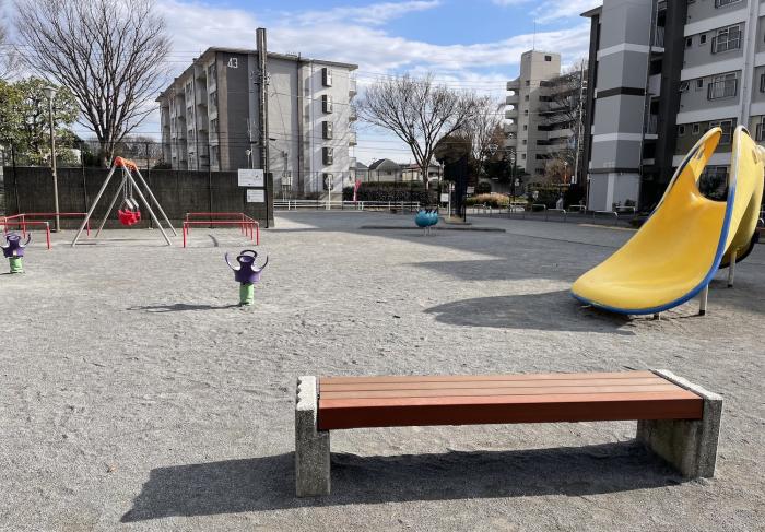 神代団地プレイロット（通称 バナナ公園）画像