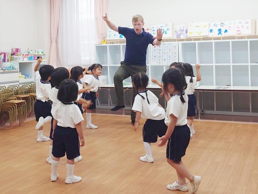 晃華学園マリアの園幼稚園の図書室