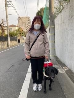 愛沢紀子氏