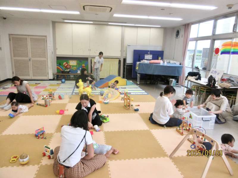 1月の「子育てひろば」の画像