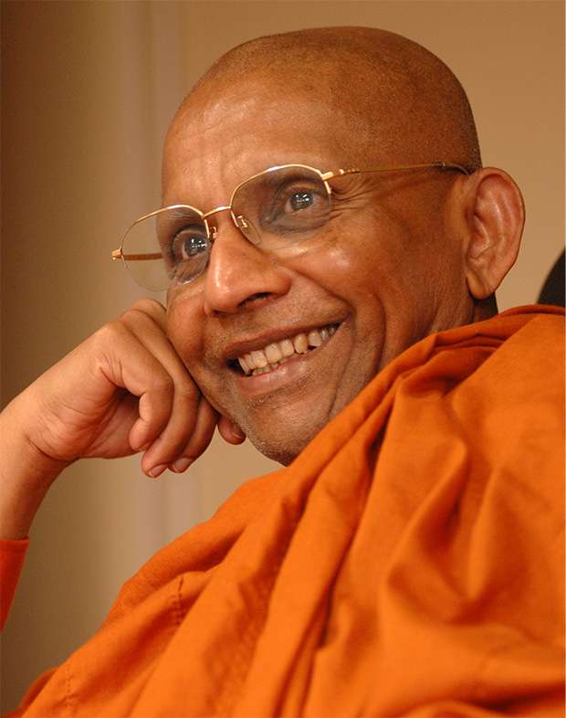 アルボムッレ・スマナサーラ 氏