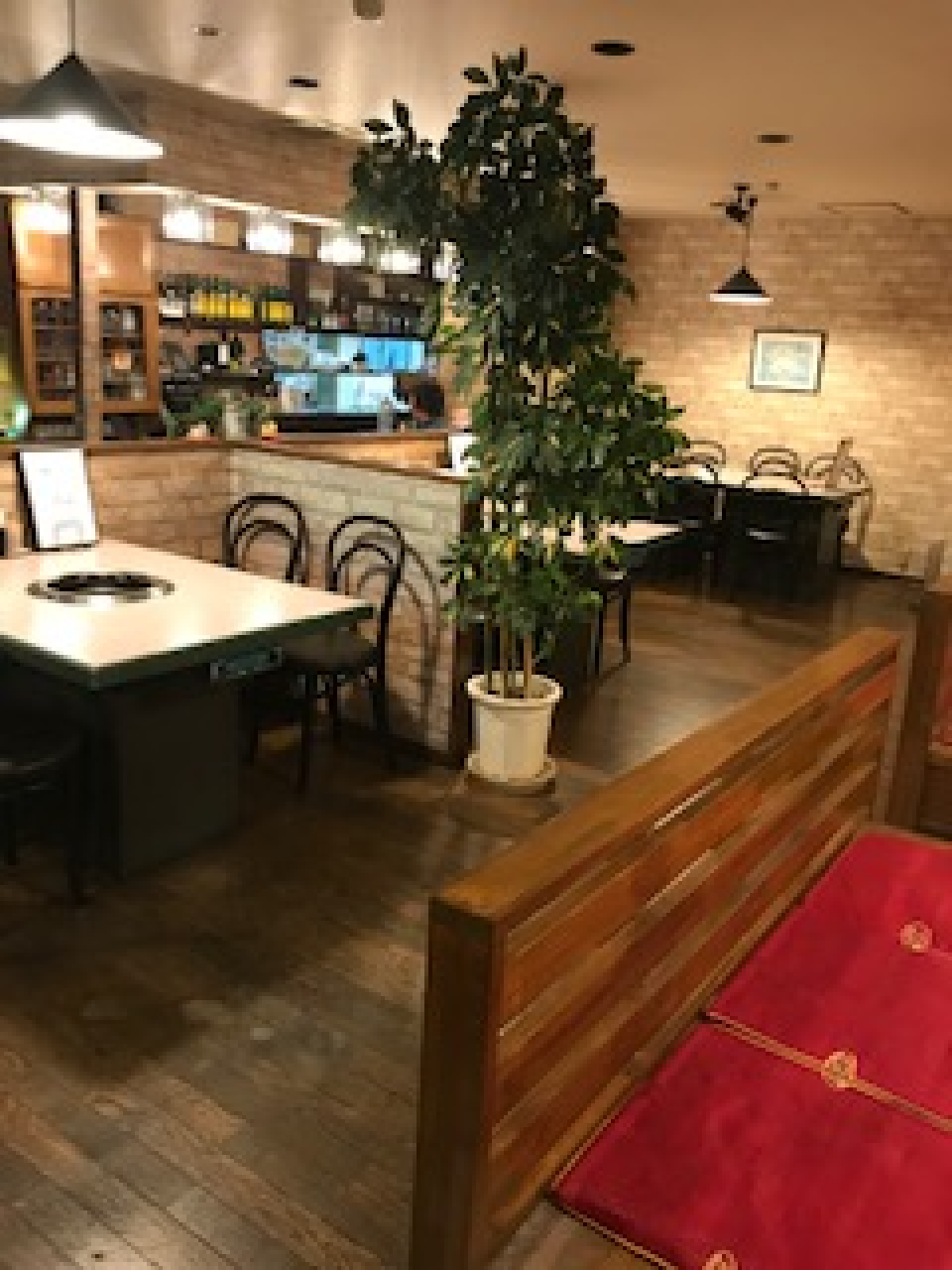 焼肉アンフィニ