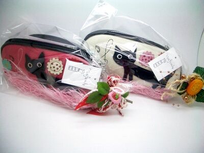 ねこケース＆メガネ拭きセット　￥2,500