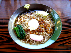 冷やしなめこそば(おろし入り)