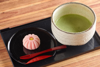 季節の和菓子と抹茶セット