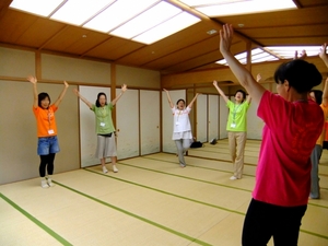 エクササイズ風景　楽しく笑ってます